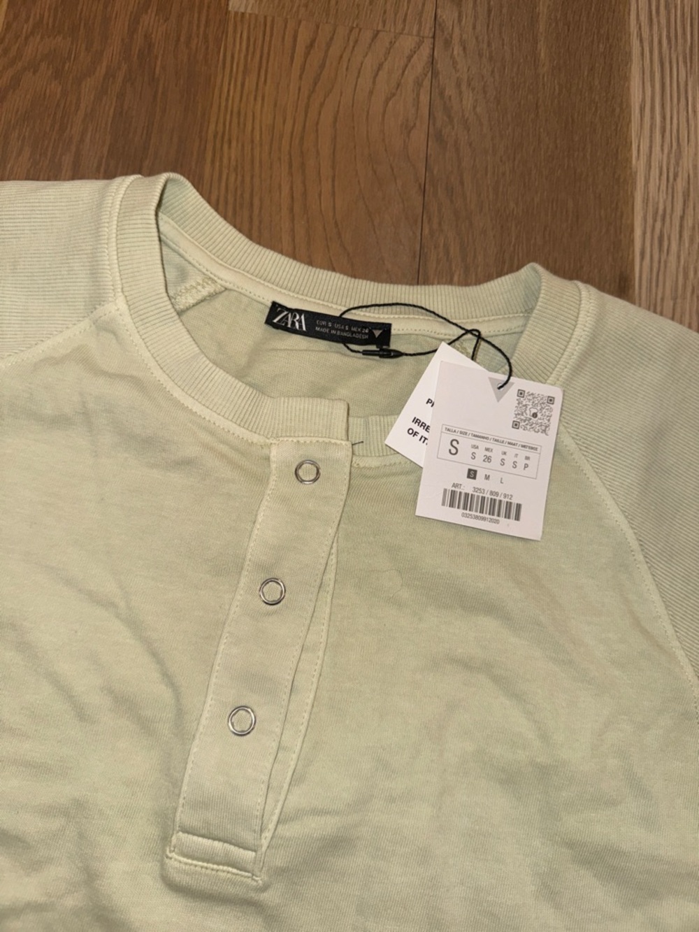 Zara Pale Mint Snap-Front Cropped Tee NWT - Picture 2 of 3